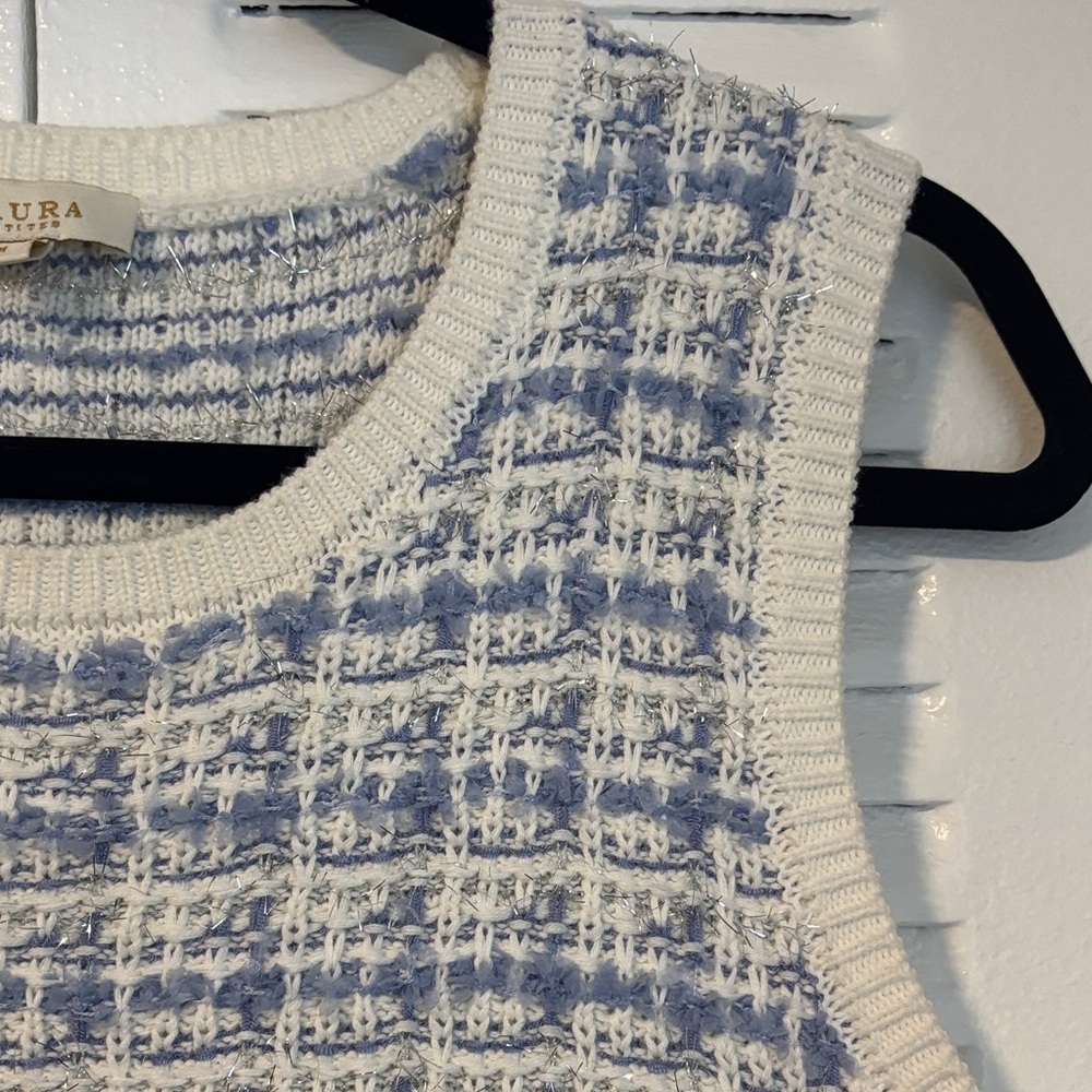 Laura Petites Blue & White Tweed Knit Sleeveless Top Chic Minimal Elegant - Picture 4 of 10